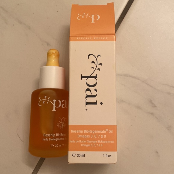 PAI Roaehip Regenerate facial oil - Picture 2 of 5